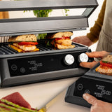 Cecotec Parrilla Eléctrica con Placas Desmontables Rockn'Grill Bistro. 2400W, Cocción sin Humo y Saludable, Control Táctil, Placas con Temperatura Independiente, Incluye Sonda de Temperatura