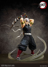 FREEing Demon Slayer: Kimetsu no Yaiba - Estatuilla de PVC 1/4 Tengen Uzui 56 cm