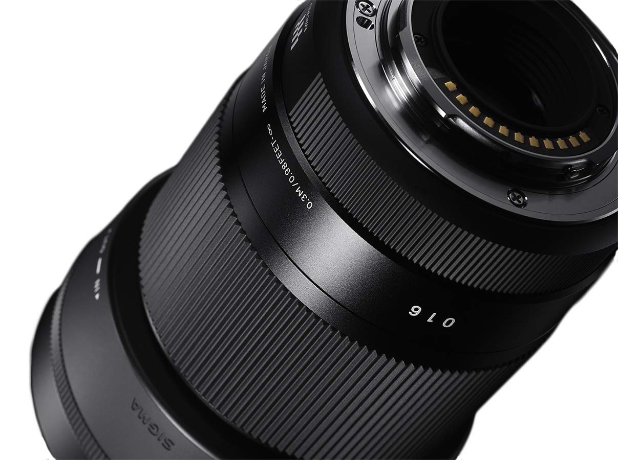 Sigma 30mm f/1.4 DC DN Contemporary - Objetivo estándar para el sistema Micro Cuatro Tercios, color negro