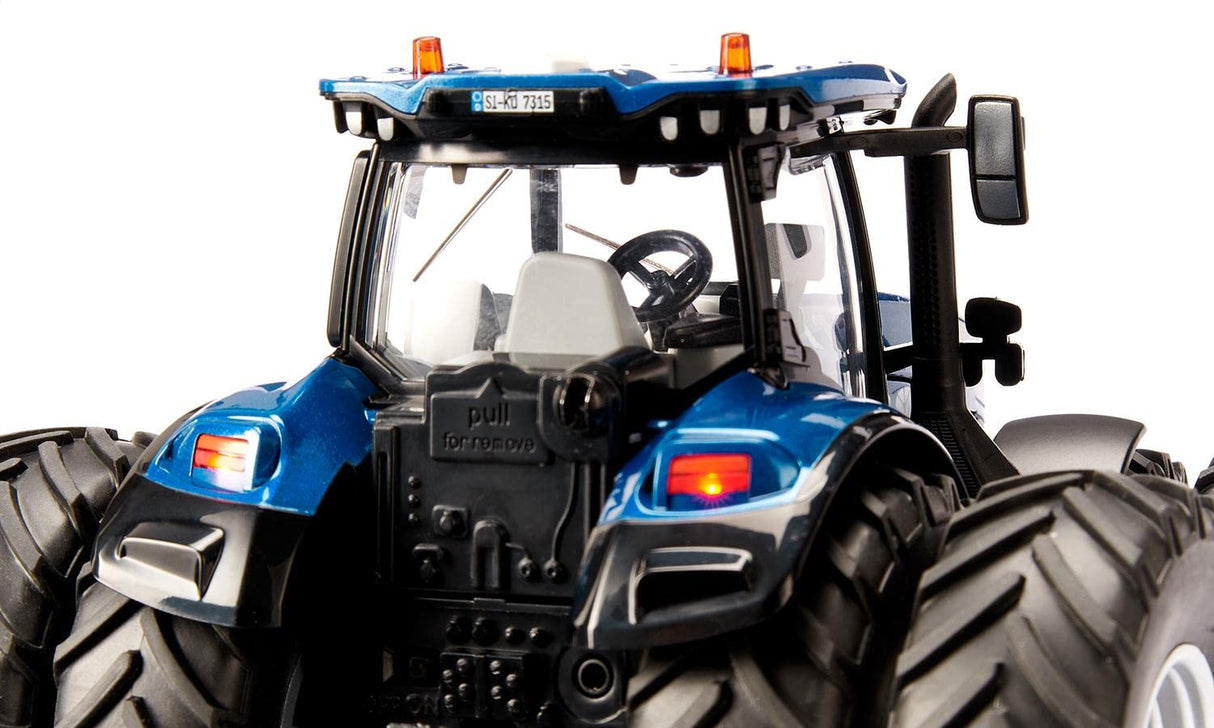 siku 6739, Tractor New Holland T7.315, 1:32, Azul, Metal/Plástico, Teledirigido, Incluye mando de control remoto Bluetooth, Con neumáticos dobles desmontables, Control vía app posible