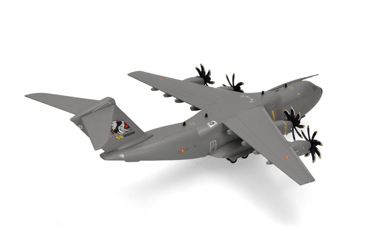 herpa Avión Spanish Air Force Airbus A400M Atlas (ala 31), Zaragoza – 50 Aniversario, Escala 1:500, Pieza de colección, Modelo sin Soporte, Metal