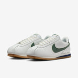 Nike Cortez, Zapatillas Hombre, Summit White/Fir/Midnight Navy, 44 EU