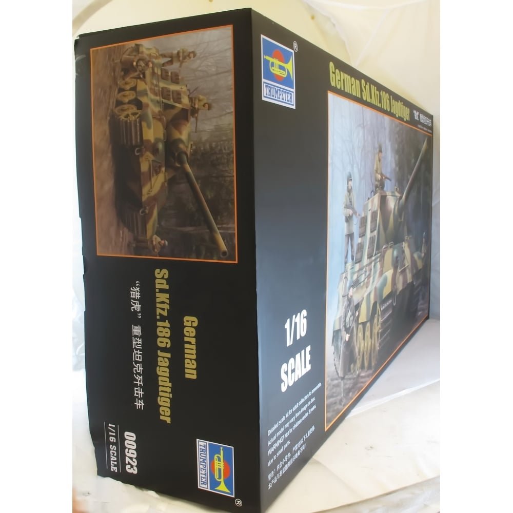 Trumpeter-1/16 1/16 SD KFZ 186, Jagdtiger, Color marrón, Verde, Beige, (WA San Development Macau 00923)