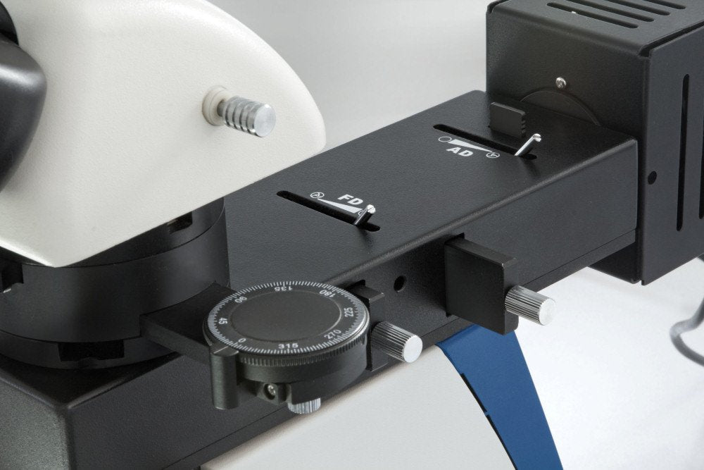 KERN Optics - Microscopio polarizador para usuarios flexibles y profesionales, Infinity, tubo binocular, halógeno de 12 V/50 W, luz, 6 V/20 W, luz translúcida