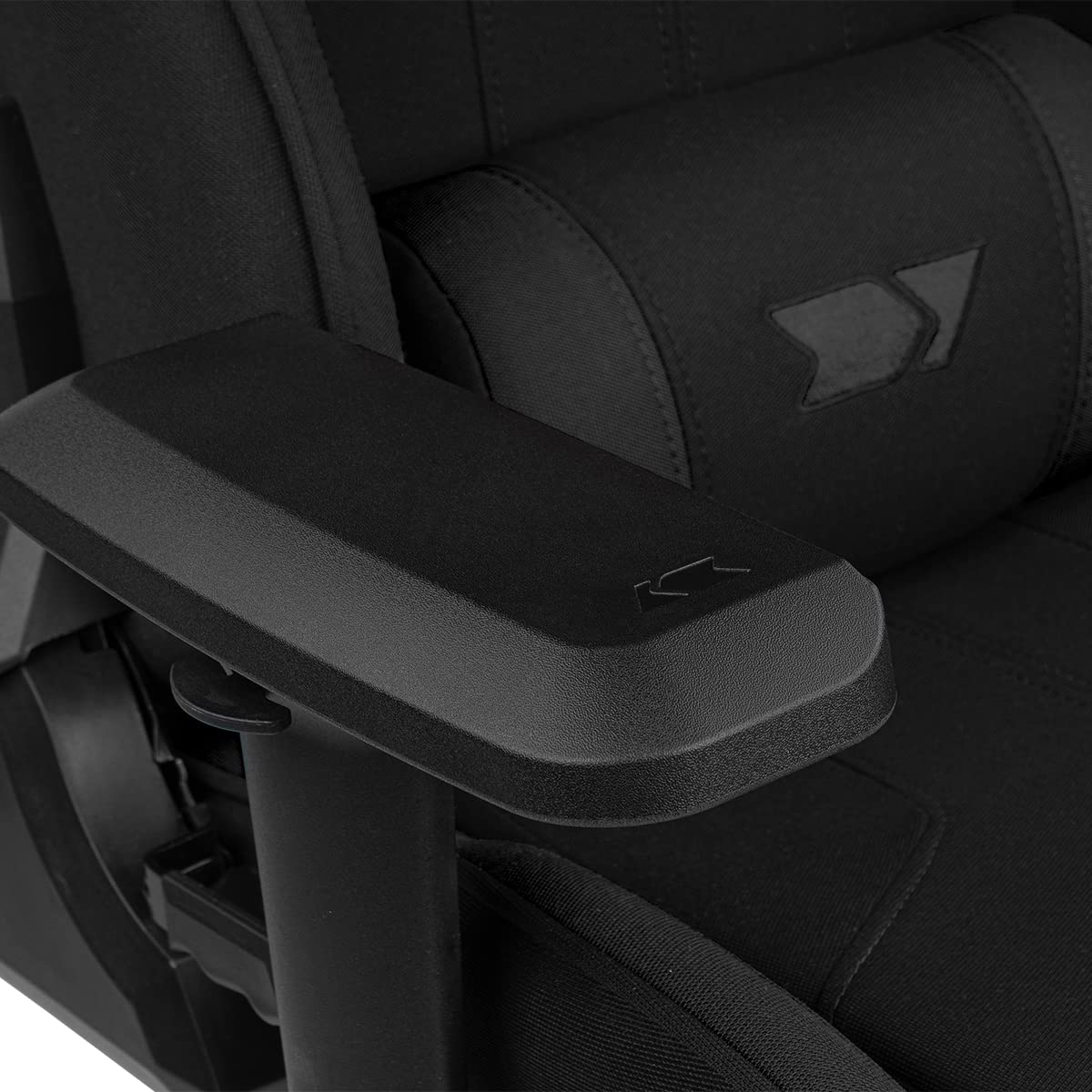 DRIFT GAMING DR110 - Silla Gaming Profesional, Tejido Fabric Alta transpirabilidad, reposabrazos 4D, Ruedas silenciosas, pistón Clase 4, inclinación, cojín Lumbar y Cervical, Color Negro