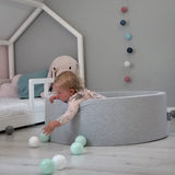 KiddyMoon 90X30cm/200 Bolas ∅ 7Cm Piscina De Bolas para Ninos Hecha En La UE, Gris Clr:Blanco/Gris/Turquesa Clr