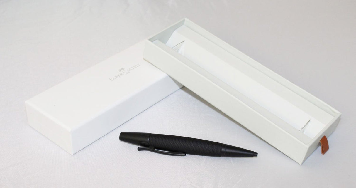 Faber-Castell 148222 - e-motion Pluma de madera/cromado, muelle: EF, incluyendo envases de regalo, color del barril: negro/plata