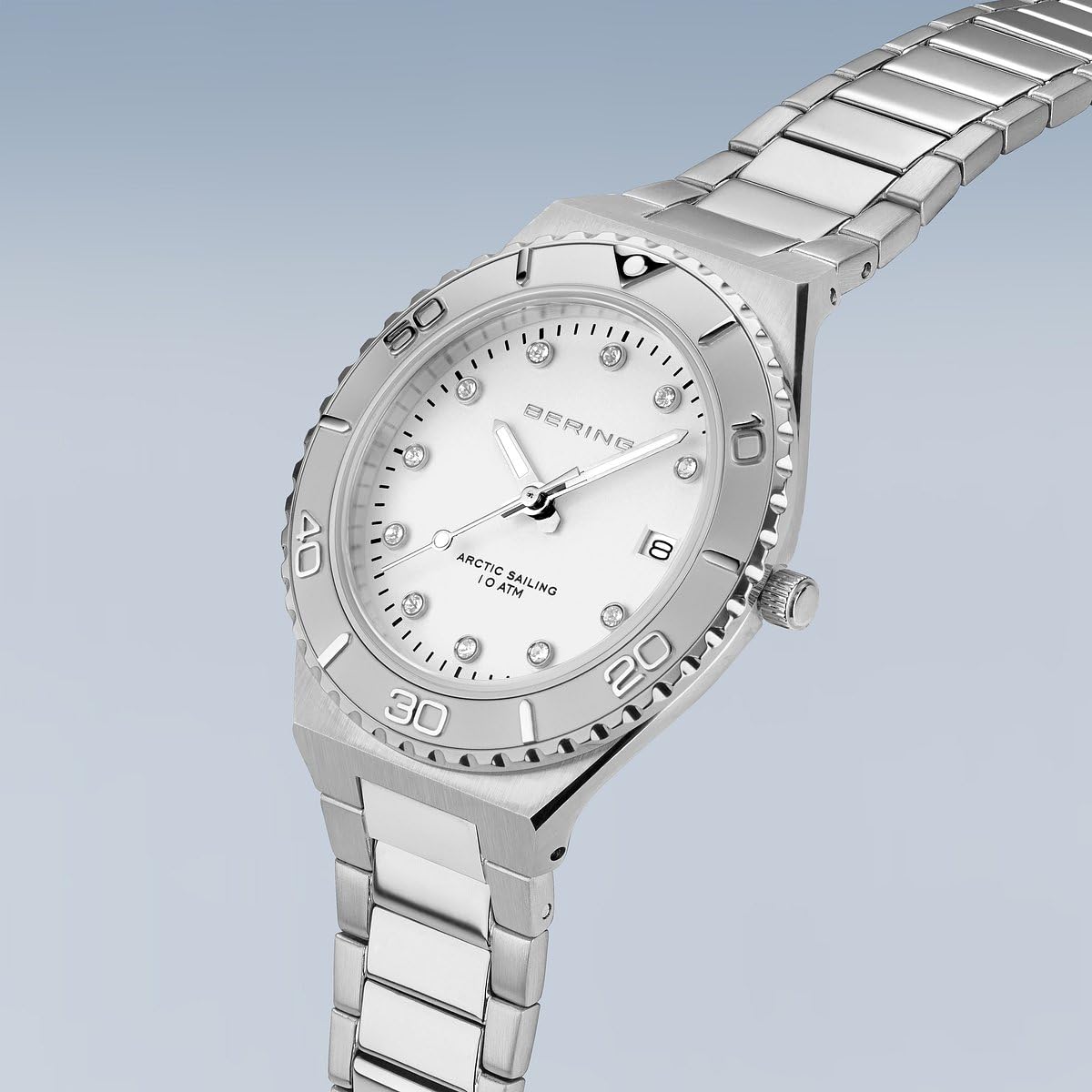 BERING 18936-704 Reloj de Cuarzo para Mujer con Caja de Acero Inoxidable Plateado de 36 mm, Esfera Blanca, Brazalete y Detalles de Acero Inoxidable, Resistencia al Agua de 10 ATM