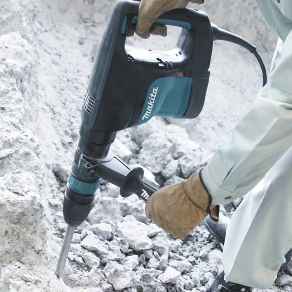 Makita HM1101C - Martillo Demoledor 7.2Kg