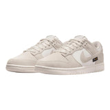 NIKE Dunk Low, Sneaker Mujer, Phantom Phantom Sail White, 44 EU