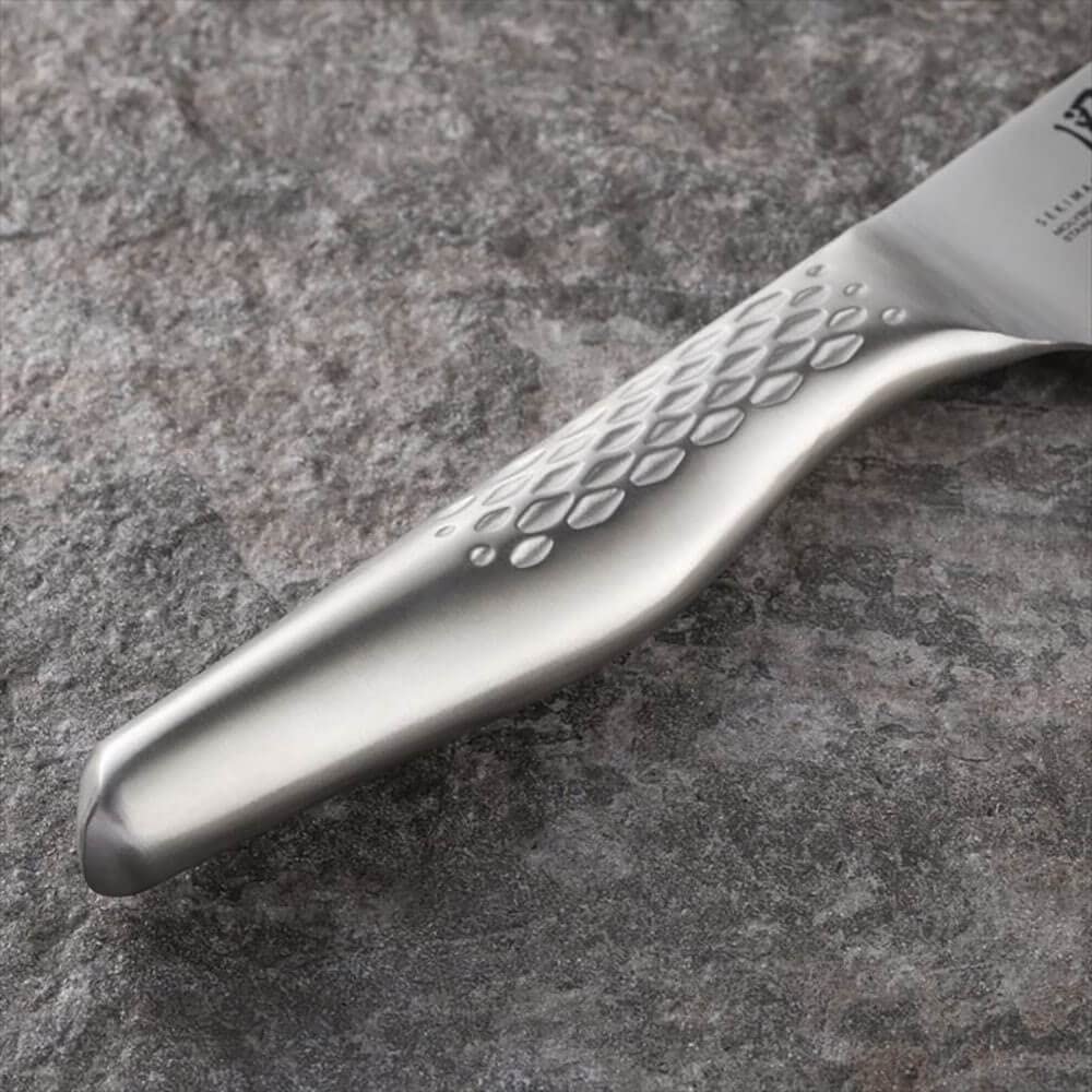 KAI Seki Magoroku Shoso Juego de cuchillos 3 piezas - Cuchillo multiusos de 12 cm, Cuchillo multiusos de 15 cm, Santoku de 16,5 cm - Acero 5CR15MoV 56 (±1) HRC - Mango de acero inoxidable 18-8