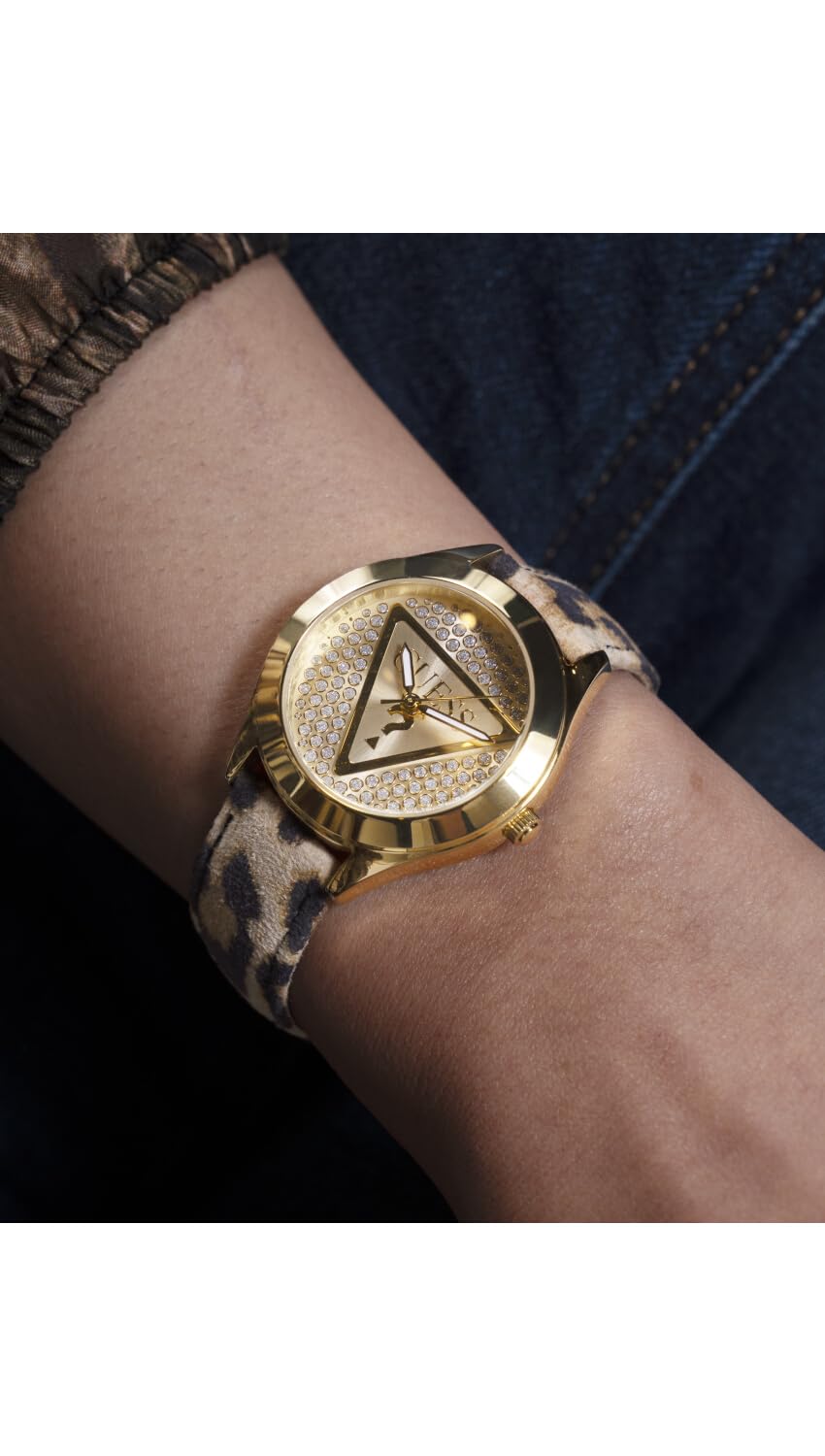 GUESS Reloj Analógico para Mujeres de Cuarzo con Correa en Cuero GW0745L2