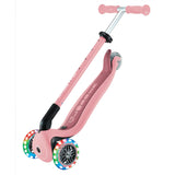 Globber - GO•UP Active Lights 360 - Patinete evolutivo con Asiento Giratorio 360°, reposapiés, Luces LED y 3 Ruedas, para niños de 15 Meses a 6 años - Rosa Pastel