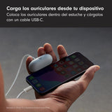Beats Solo Buds — Auriculares intraurales Bluetooth inalámbricos | 18 Horas de autonomía | Compatibilidad con Apple y Android | Micrófono Integrado - Rojo Transparente