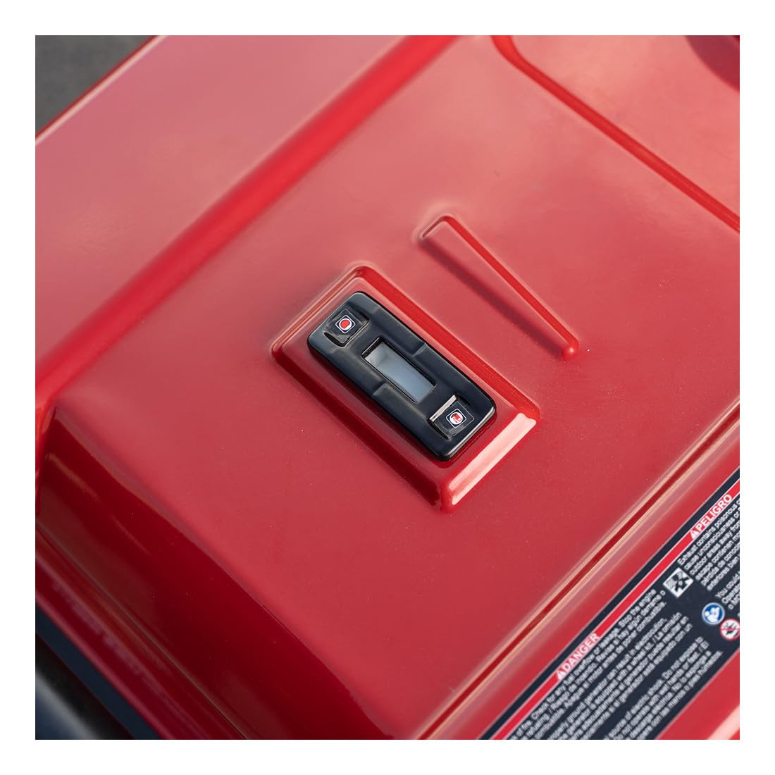 XGREENS Generador de corriente (gasolina) X70T (máx. 6.000 W, depósito 40 l, AVR, Powered by Honda, ruedas, alerta aceite, trifásico, 2 tomas 230 V, protección térmica y panel digital)