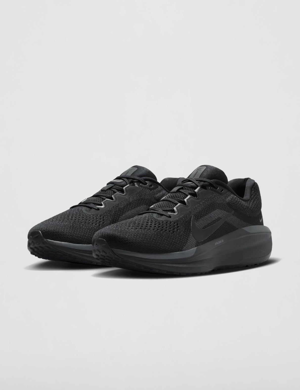 NIKE Air Winflo 11, Zapatillas para Correr Hombre, Negro Antracita, 40.5 EU
