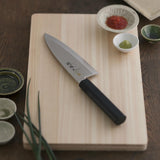 KAI Seki Magoroku Kinju y Hekiju Deba 18,0 cm longitud de la hoja - 8A sólido y SUS420J2 - 58 y 56 (±1) HRC - hecho a mano - madera de Pakka y plástico PP - cuchillo de cocina japonés - Hecho en Japón