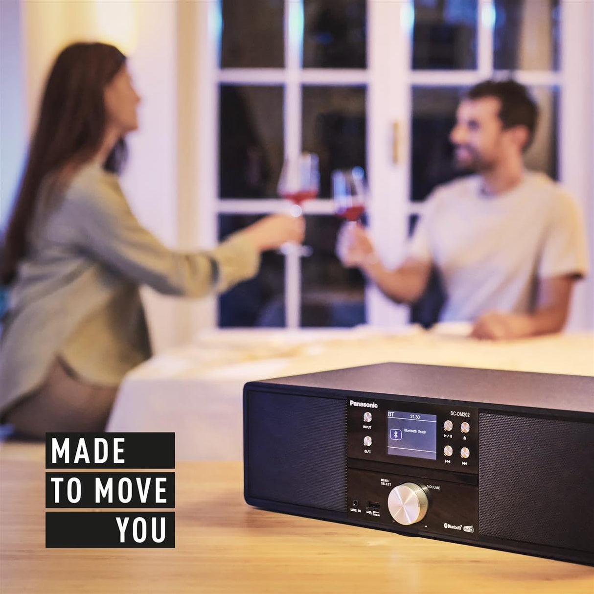 Panasonic SC-DM202EG-K Sistema Estéreo Micro Hi-Fi Compacto con CD, Radio Dab+/FM, USB y Bluetooth, Altavoces de 24 W, Control Remoto, Pantalla LCD TFT de 2,4", Ajustes de Ecualización, Negro.