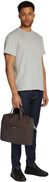 Calvin Klein Maletín para Portátil Hombre Must Laptop Bag Elegante, Marrón (Java Brown Pebble), Talla única