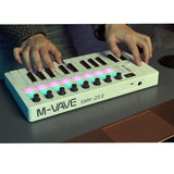 M-Vave SMK 25 MKII - Teclado Controlador Inalámbrico BT Midi con 16 Drum Pads Retroiluminados, 8 Botones, Arpegio, USB, Blanco
