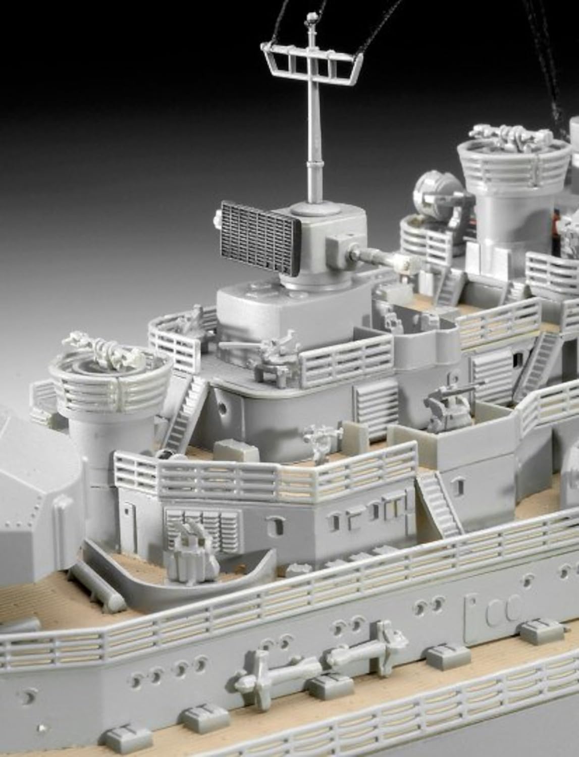 Revell 05040 - Maqueta del Acorazado Bismarck