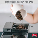 Melitta Avanza F270-100 Mystic Titan - Cafetera superautomática compacta con molinillo silencioso, máquina de café con capuchinador easy, depósitos XL, modo doble taza y limpieza automática, 1,5 L