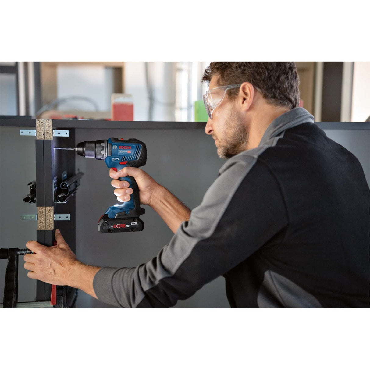 Bosch Professional GSR 18V-55 - Atornillador a batería (2 baterías ProCore x 4.0 Ah, 18V, 55 Nm, en L-BOXX)