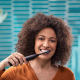 Philips Sonicare DiamondClean 9000 - Cepillo de dientes eléctrico negro, 4 modos, 3 intensidades, sensor de presión de encías, aplicación, mango conectado, enchufe de baño de 2 pines, el embalaje
