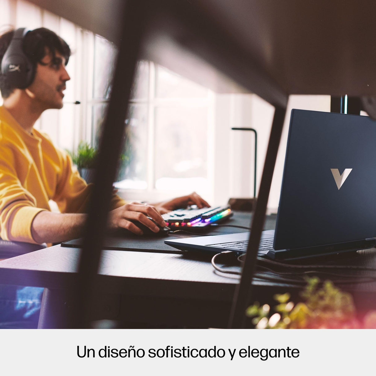 HP Victus 15-fa2022ns - Ordenador portátil Gaming 15" FHD (Intel Core i7-13620H, 16GB RAM, 512GB SSD, NVIDIA RTX 4050, FreeDos) - Azul - Teclado QWERTY Español