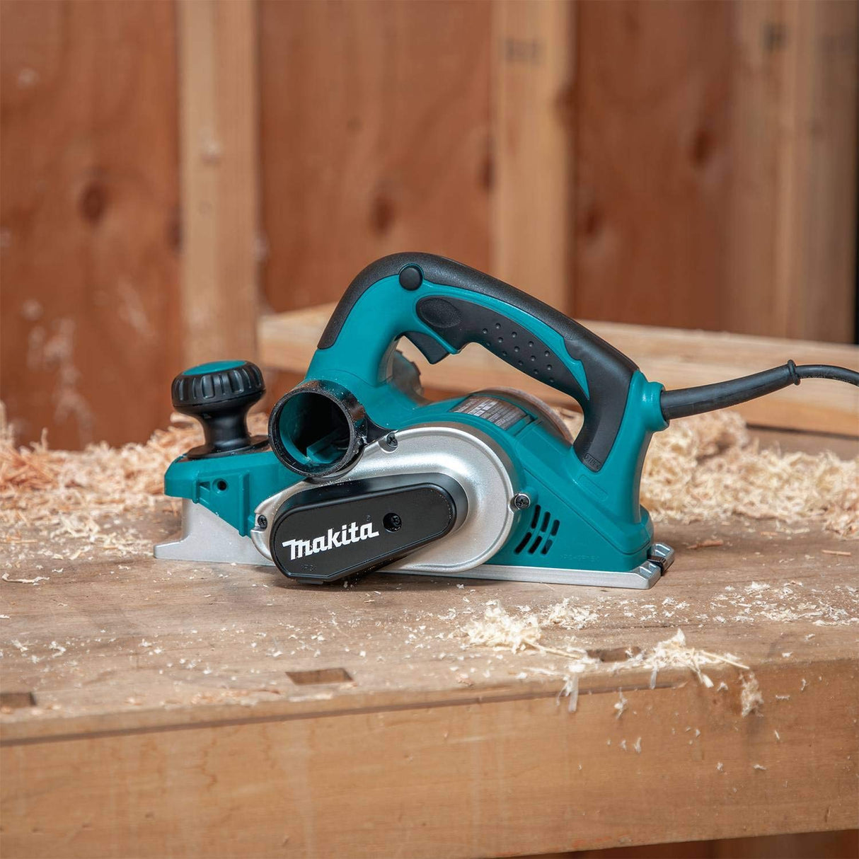 MAKITA KP0810 CEPILLO 82MM 850W