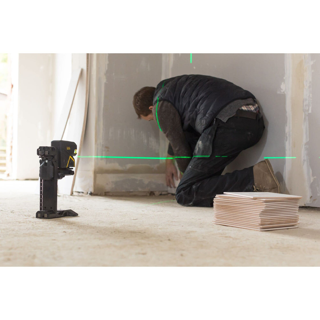 Nivel laser de cruz + 5 puntos – VERDE. 20 metros (50 metros con detector) ±3mm/m