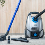 Black+Decker BXVMB700E Aspirador de Trineo con Bolsa, 700W, HEPA13: extraíble y Lavable, 4L Capacidad, Zapata parquet Suelos delicados, Boquilla 2 en 1, Tubo telescópico Aluminio 470 mm