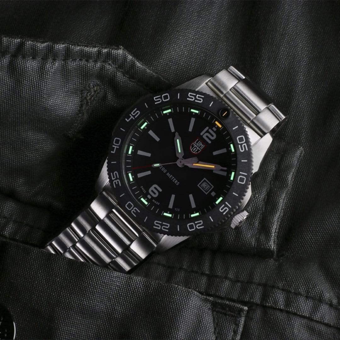 Luminox Reloj Término análogo para Hombre de Cuarzo con Correa en Acero Inoxidable XS.3122