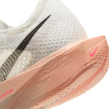 NIKE Vaporfly 3, Sneaker Hombre, Sail Black Crimson Tint Guayaba Ice, 43 EU