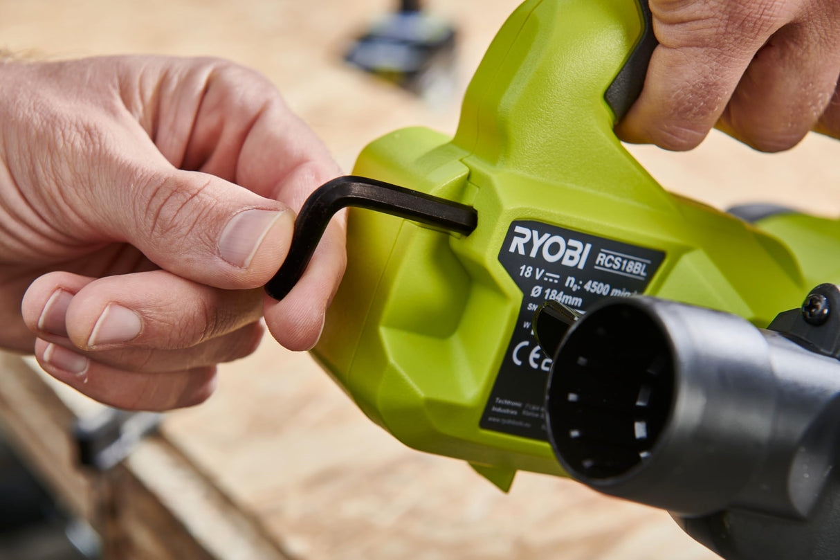 Ryobi RCS18BL-0 18V ONE+ - Sierra circular inalámbrica sin escobillas de 184 mm (herramienta desnuda)