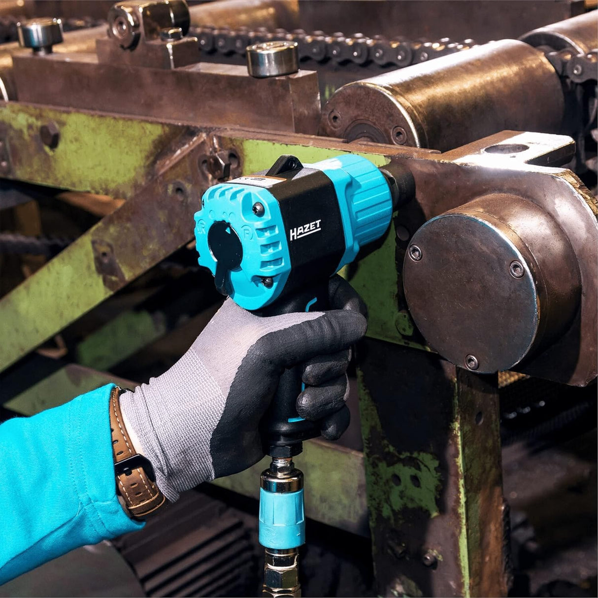 Llave de impacto HAZET 9012TT I Máx. Par de apriete 2200 Nm, cuadradillo 12,5 mm (1/2 pulgada) I Llave de impacto de doble martillo de alto rendimiento - compacta y ligera con tecnología Twin-Turbo
