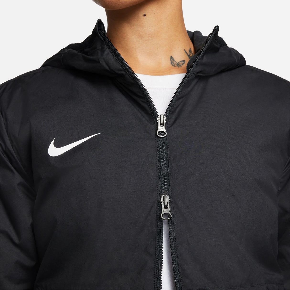 Nike Womens Jacket W Nk Syn Fl Rpl Park20 Sdf Jkt, Black/White, DC8036-010, M
