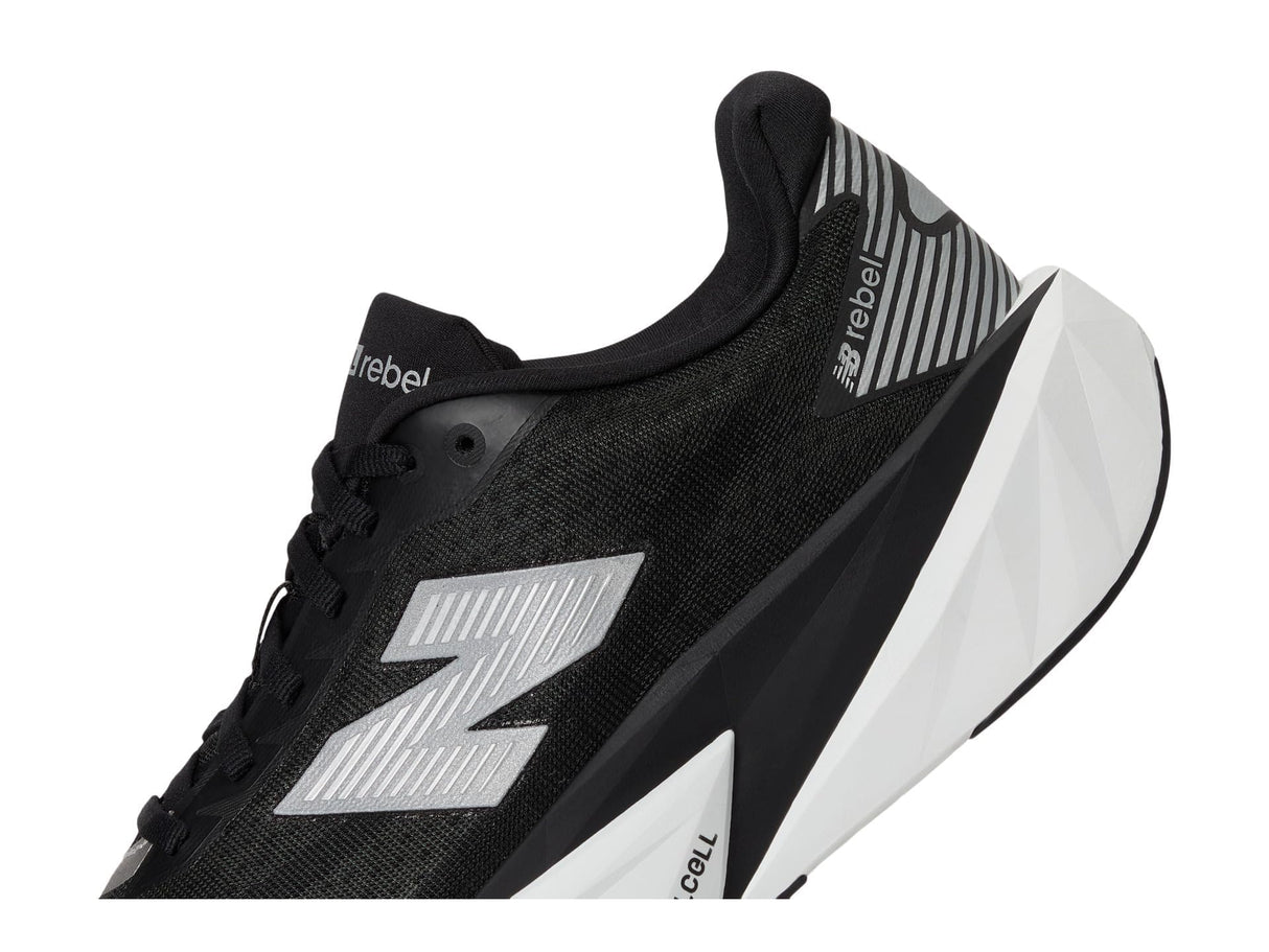 New Balance FuelCell Propel V5, Zapatillas Deportivas Hombre, Negro, 44 EU