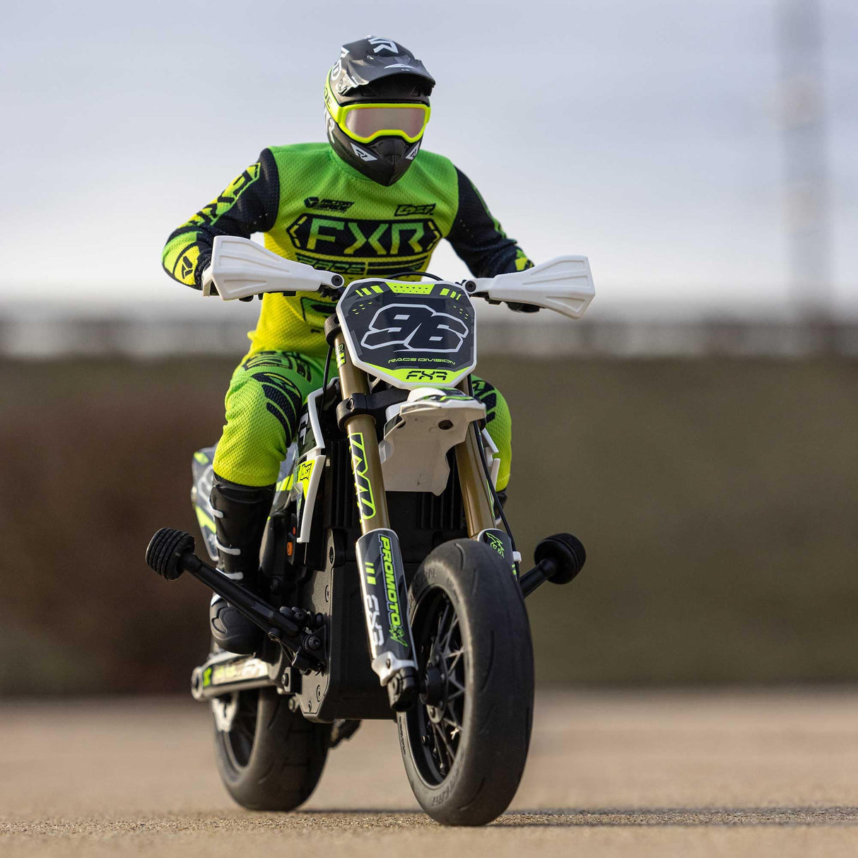 LOSI 1/4 Promoto-SM FXR Supermoto Moto teledirigida RTR con Volante Stabi Amortiguador 3 Modos de conducción sin escobillas Cadena Embrague Incluye batería y Cargador