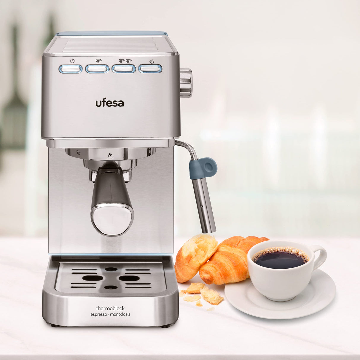 Ufesa CE8020 Capri Cafetera Expresso y Capuccino, 20 Bares, 1350W, Sistema Thermoblock, Vaporizador Orientable, 2 Modos: Café Molido o Monodosis, Depósito 1.4L, Apagado Automático