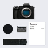 Panasonic LUMIX DC-S5M2XE Cámara Marco Completo Sin Espejo, Grabación 4K 60P y 6K 30P, Pantalla Abatible, Wi-Fi, AF Híbrido De Fase, IS Activo, ISO Nativo Dual, Batería DMW-BLK22, Solo Cuerpo