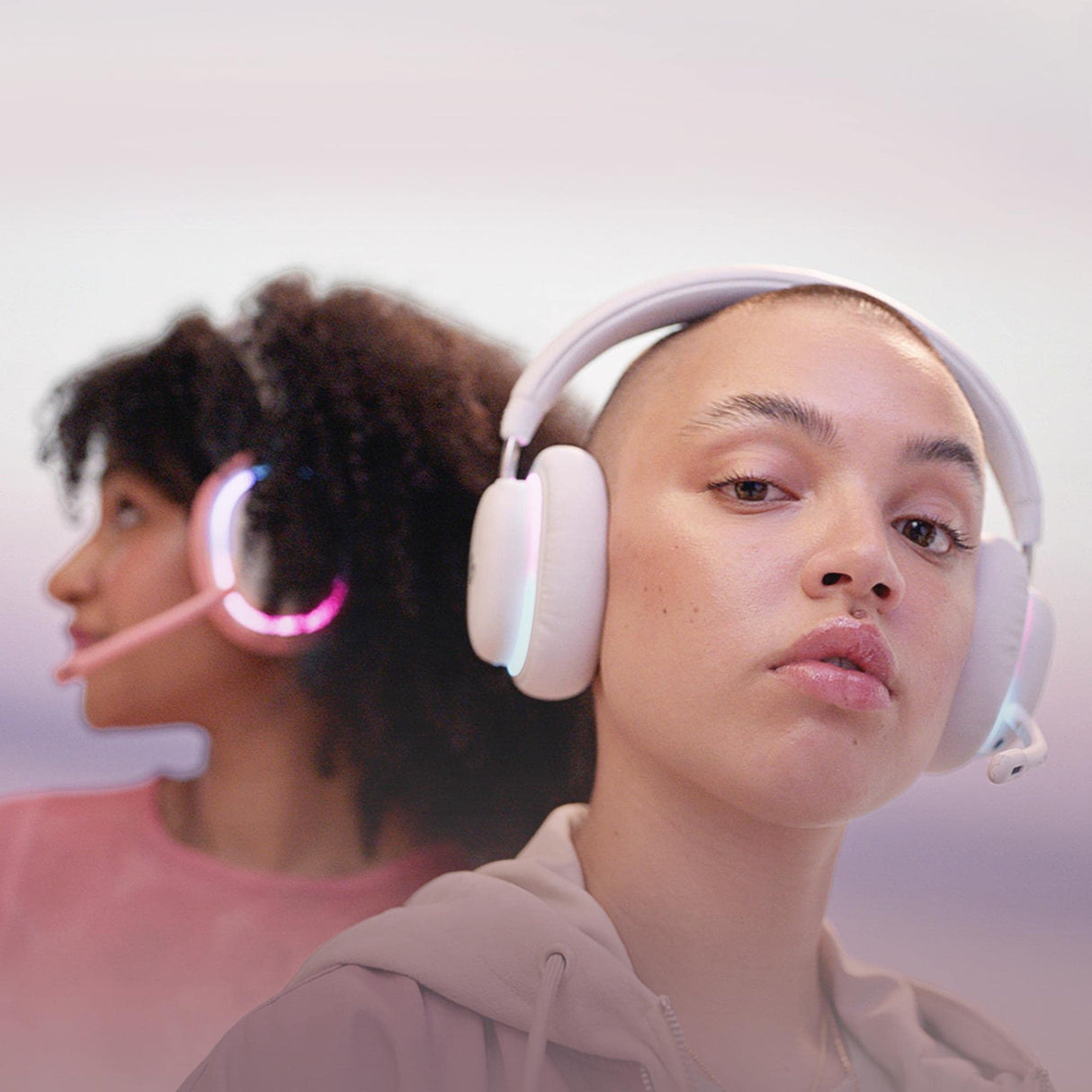 Logitech G G735 Auriculares Inalámbricos Gaming, LIGHTSYNC RGB Personalizable, LIGHTSPEED, Bluetooth, Conector 3,5 MM Aux. Para PC, Móvil, Micrófono Desmontable - Blanco Niebla