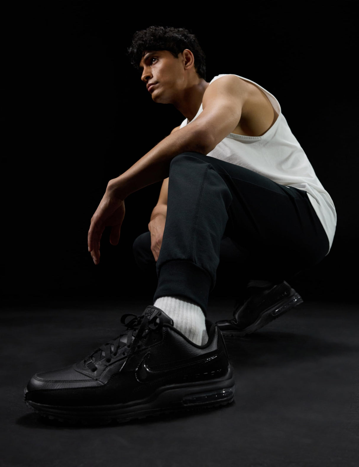 NIKE Air MAX Ltd 3, Zapatillas de Deporte Hombre, Negro, 40.5 EU