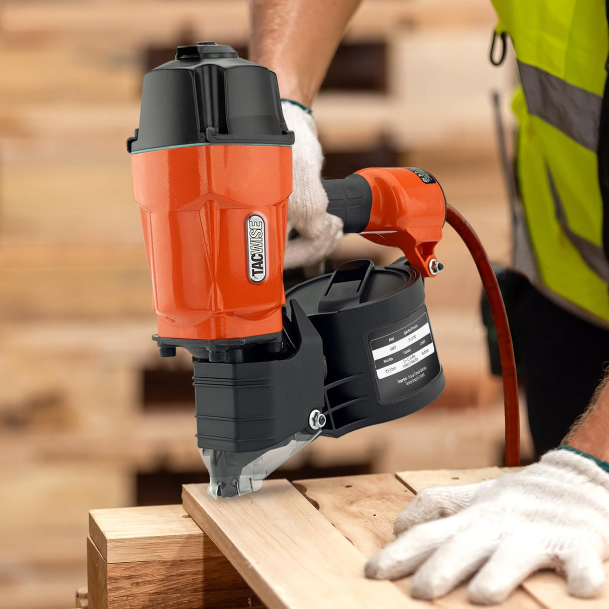 Tacwise HCN83P Clavadora Neumática de Bobina, Utiliza Clavos en Bobina Plana de 38-83 mm