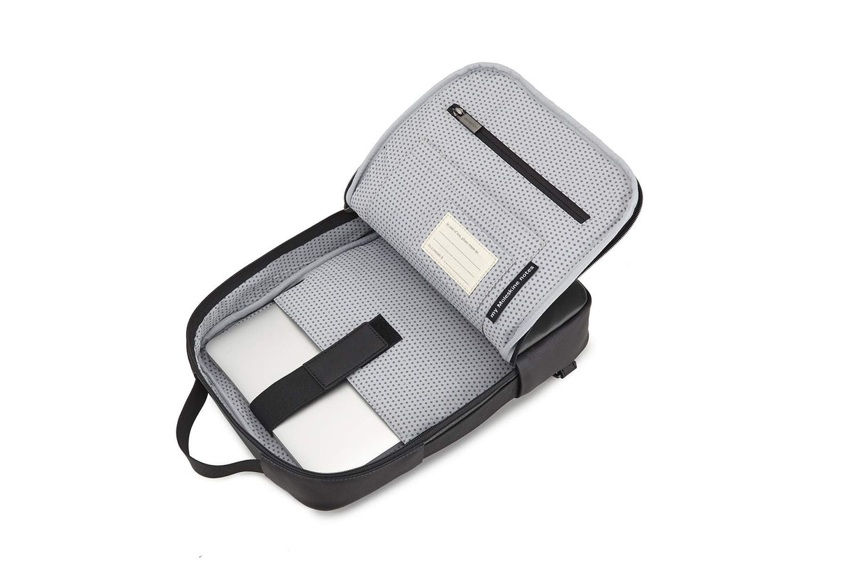 Moleskine Mochila Profesional Vertical Colección Classic Pro, Mochila Profesional para Oficina, Mochila Porta Pc para Laptop, iPad, Notebook hasta 13'', Dimensiones 27,5 x 37 x 9 cm, Color Negro