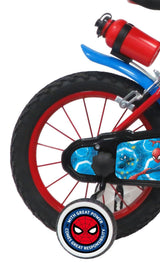 A.T.L.A.S. Bicicleta Infantil de 14 Pulgadas, Spiderman/Marvel Equipada con 2 Frenos, Placa Frontal Decorativa, Botella Trasera y Casco Spiderman Incluido!, Color Rojo idéntico a Las Fotos