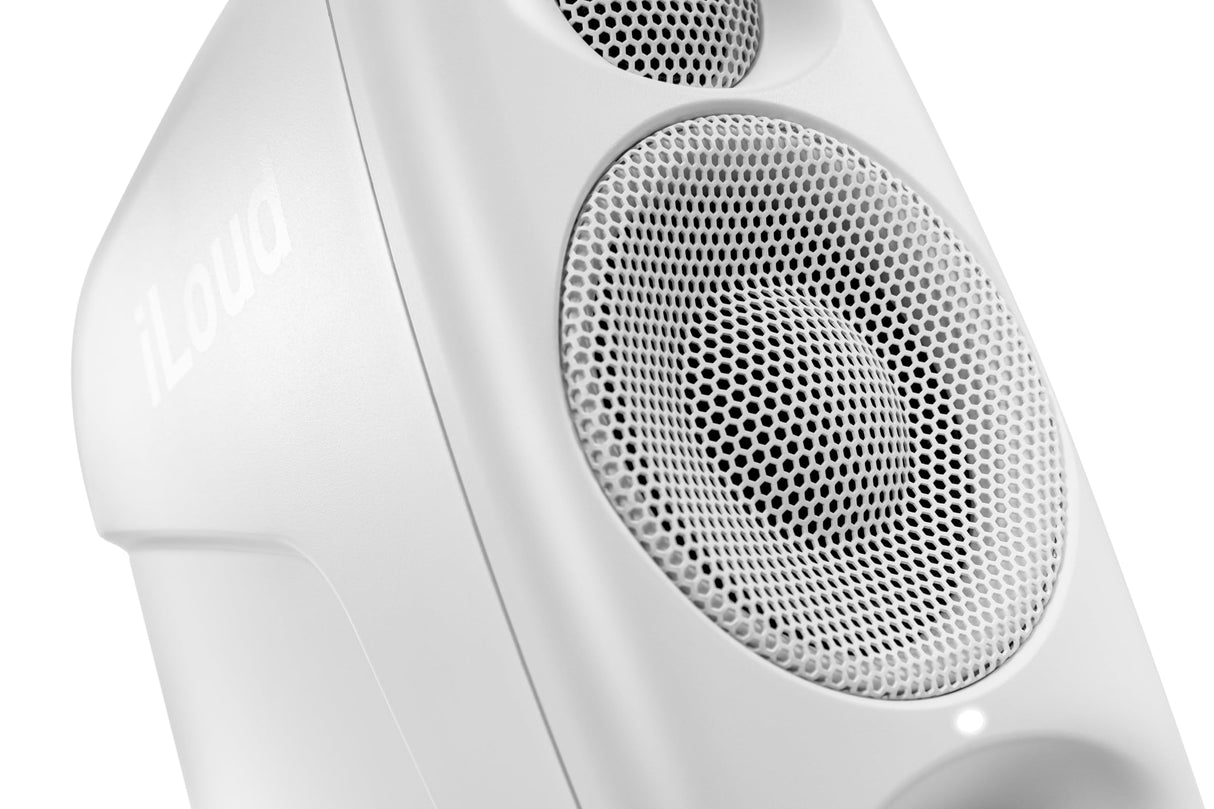 IK Multimedia iLoud Micro Monitor Pro Blanco (par) 50 W portátil y potente monitor de estudio de referencia, amplificador de alta eficiencia clase D, controladores hechos a medida para mezclar música