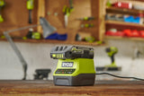 RYOBI – 2 baterías One+ y Cargador de Sonido: 1 batería de 4,0 Ah, 1 batería de 2,0 Ah, 1 Cargador de 2,0 A – RC18120-242X