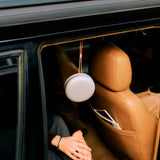 Bang & Olufsen Beosound A1 (3ª Generación) Altavoz Bluetooth Portátil Impermeable con 3 Micrófonos, Certificado C2C - Natural Aluminium
