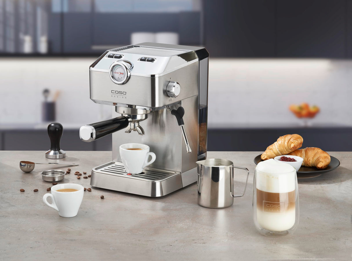 Caso Espresso Gourmet - Cafetera de acero inoxidable con bomba Ulka 19 bares con espumador de leche, para café en polvo o cápsulas ESE, para 2 tazas, con placa calefactora para taza